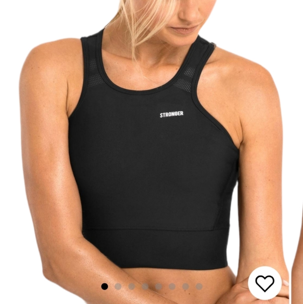 Stronger Etna Black Crop Top